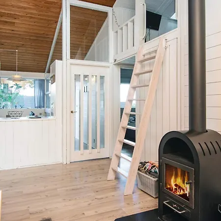 6 Person In * Åbenrå